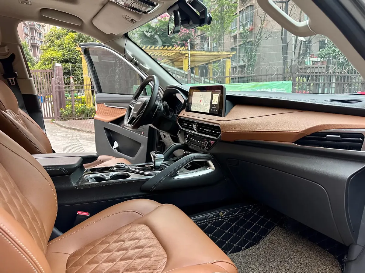 2020 MAXUS D90 Pro 2.0T 218HP L4 8AT,autocango,china used car exporter,china ev exporter,chinese used car exporter,chinese used ev exporter