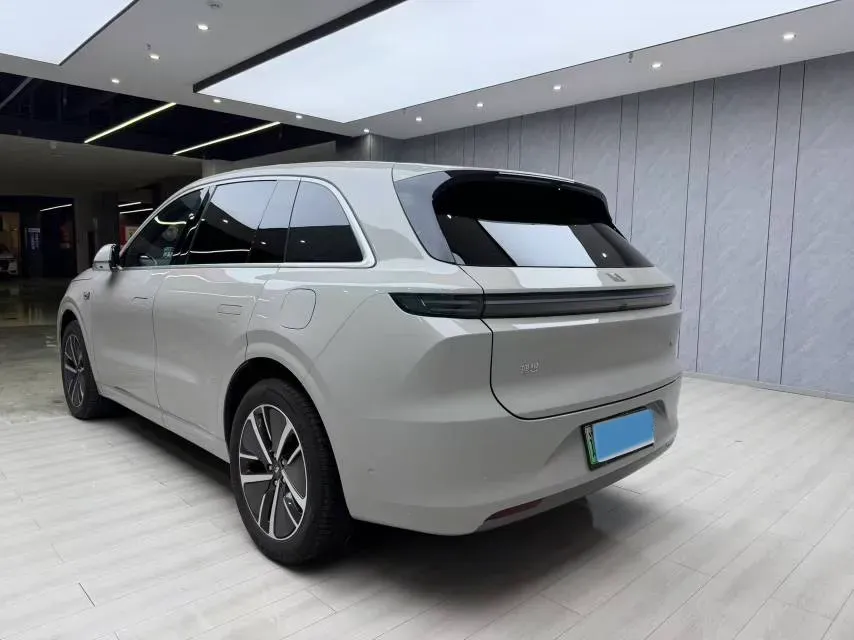 2024 Li L6 Range Extended 154HP L4 REEV 36.8KWH,autocango,china used car exporter,china ev exporter,chinese used car exporter,chinese used ev exporter