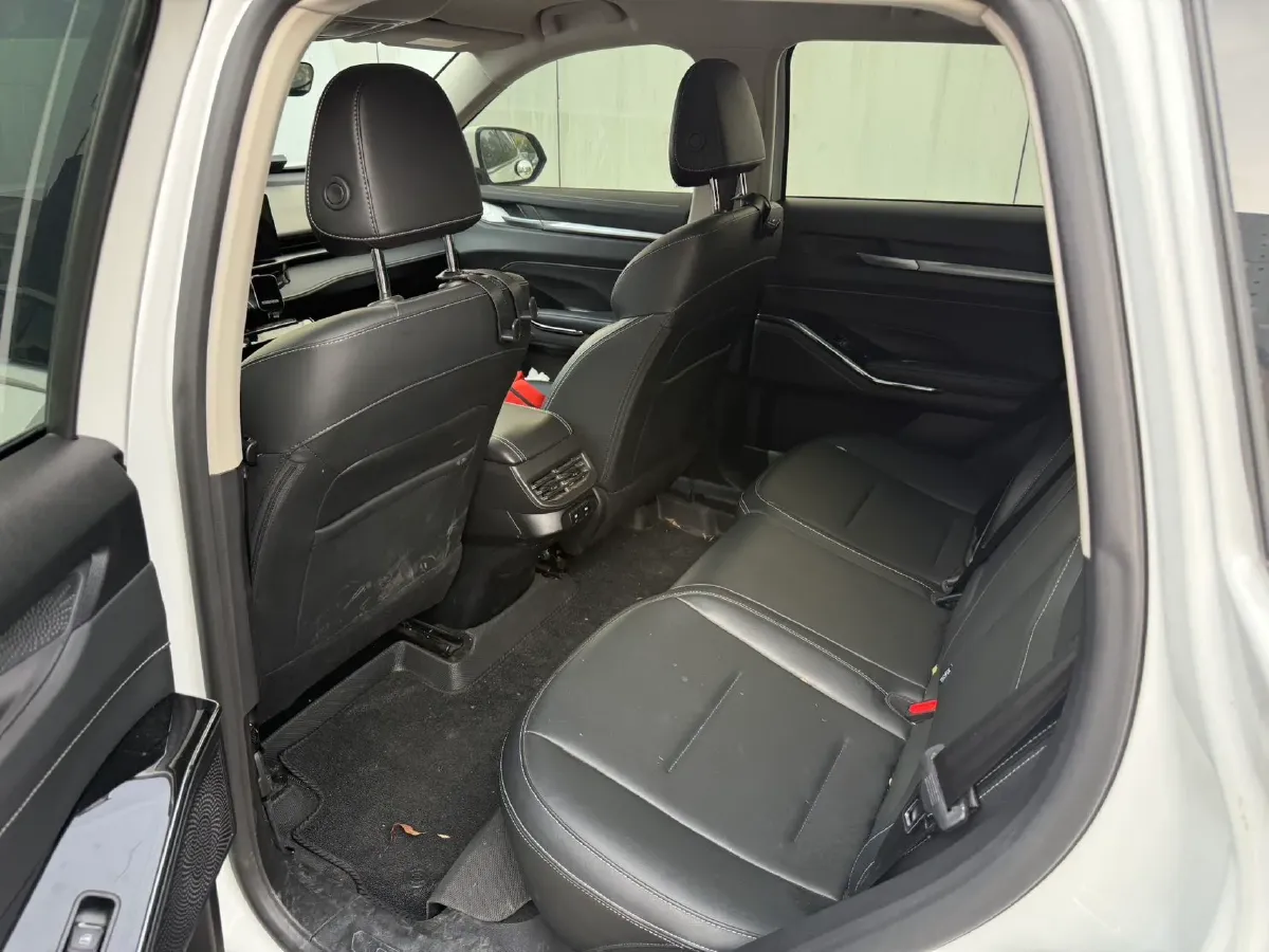 2022 Haval H6 1.5T 184HP L4 7DCT,autocango,china used car exporter,china ev exporter,chinese used car exporter,chinese used ev exporter