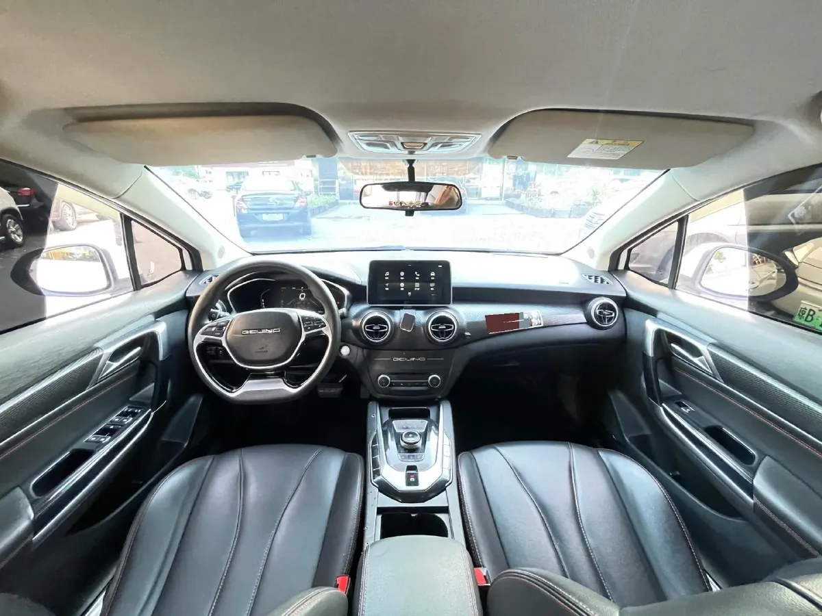 2022 Bestune B70 2.0T 224HP L4 6AT,autocango,china used car exporter,china ev exporter,chinese used car exporter,chinese used ev exporter