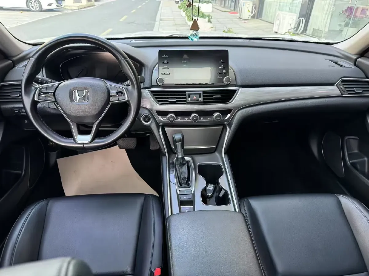 2018 Honda Accord 1.5T 194HP L4 CVT,autocango,china used car exporter,china ev exporter,chinese used car exporter,chinese used ev exporter