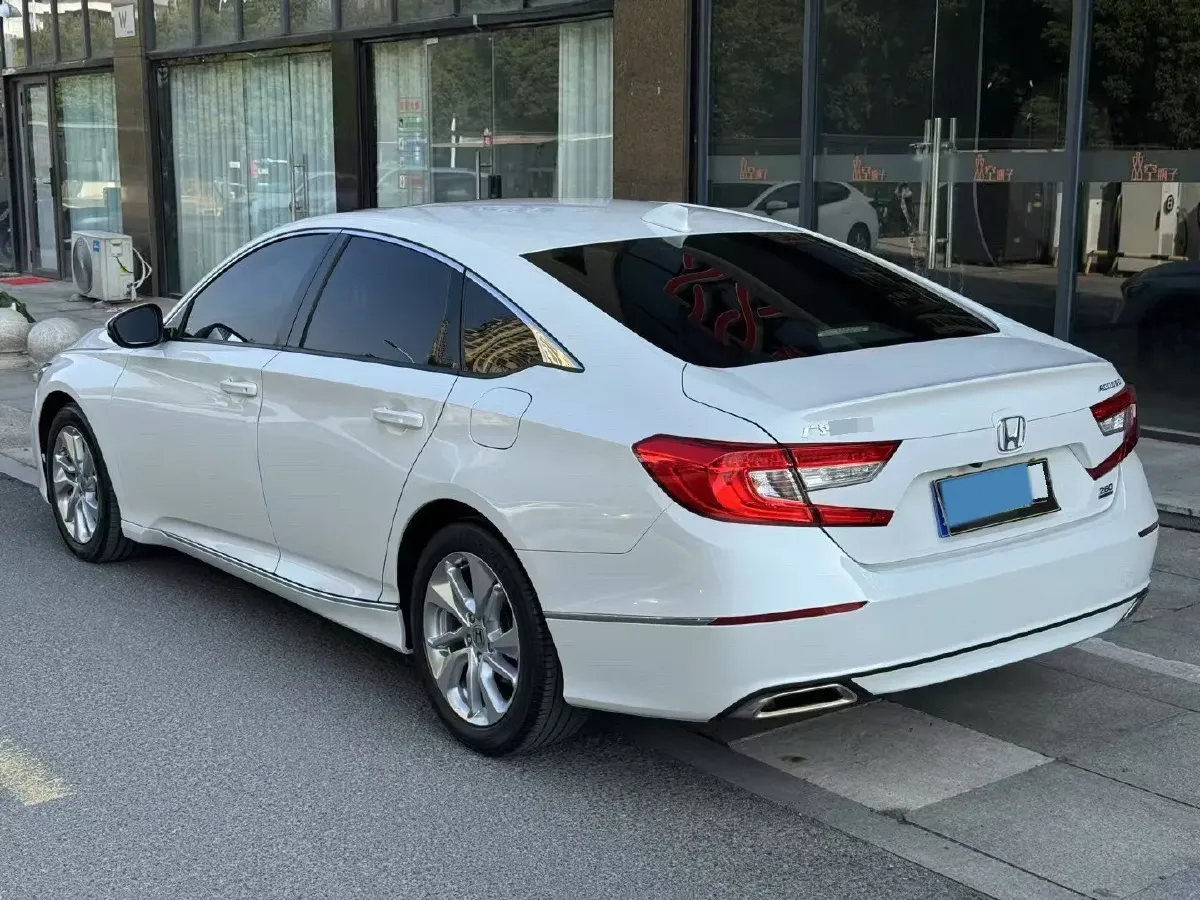 2018 Honda Accord 1.5T 194HP L4 CVT,autocango,china used car exporter,china ev exporter,chinese used car exporter,chinese used ev exporter