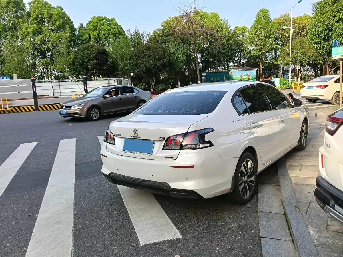 2020 Peugeot 408 1.6T 170HP L4 6AT,autocango,china used car exporter,china ev exporter,chinese used car exporter,chinese used ev exporter