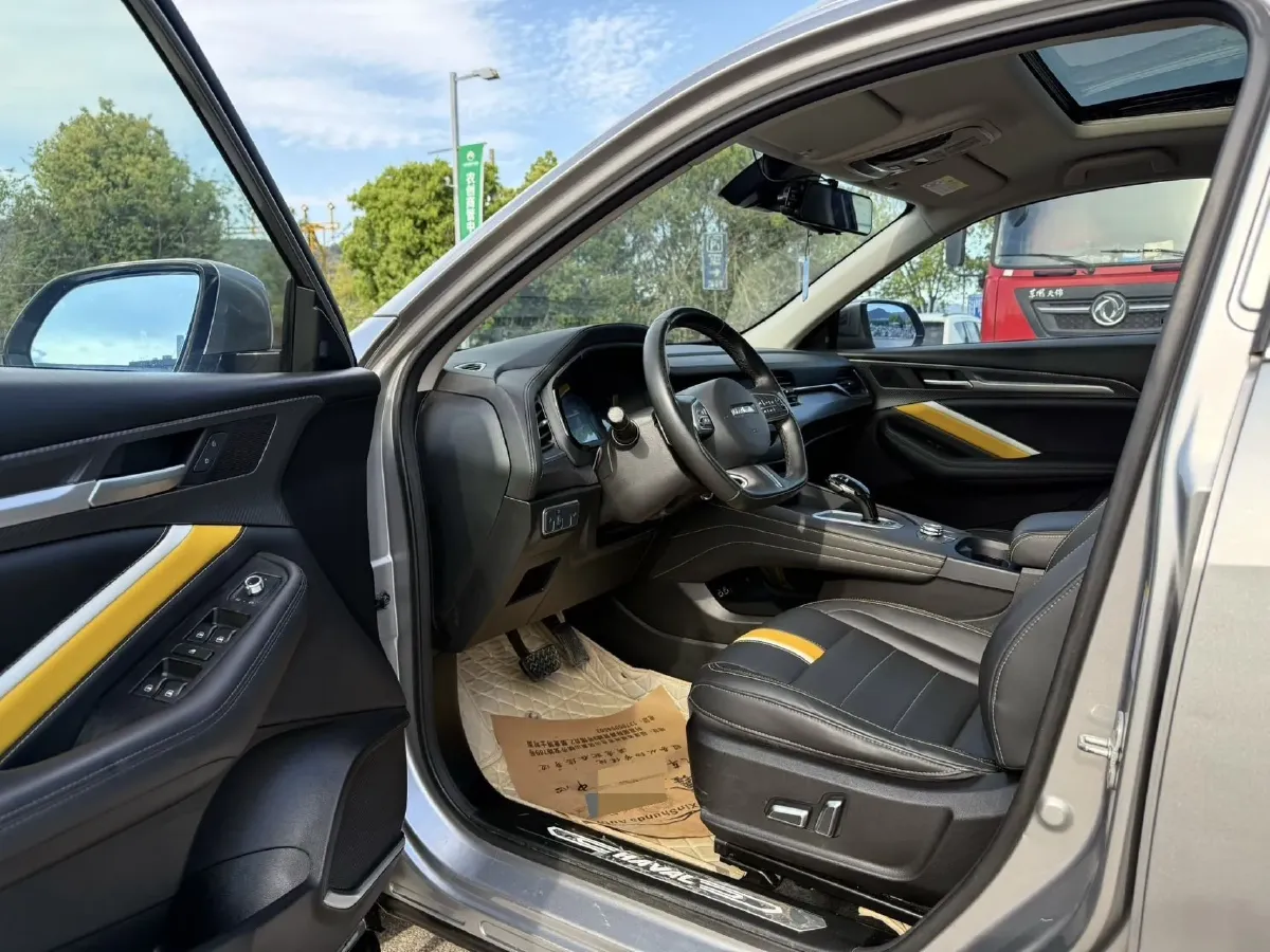 2021 Haval F7x 2.0T 224HP L4 7DCT,autocango,china used car exporter,china ev exporter,chinese used car exporter,chinese used ev exporter