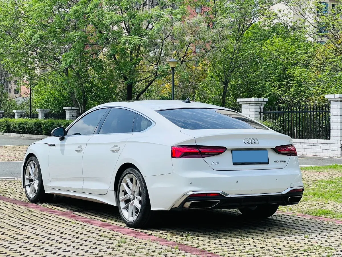 2021 Audi A5 2.0T 204HP L4 7DCT,autocango,china used car exporter,china ev exporter,chinese used car exporter,chinese used ev exporter