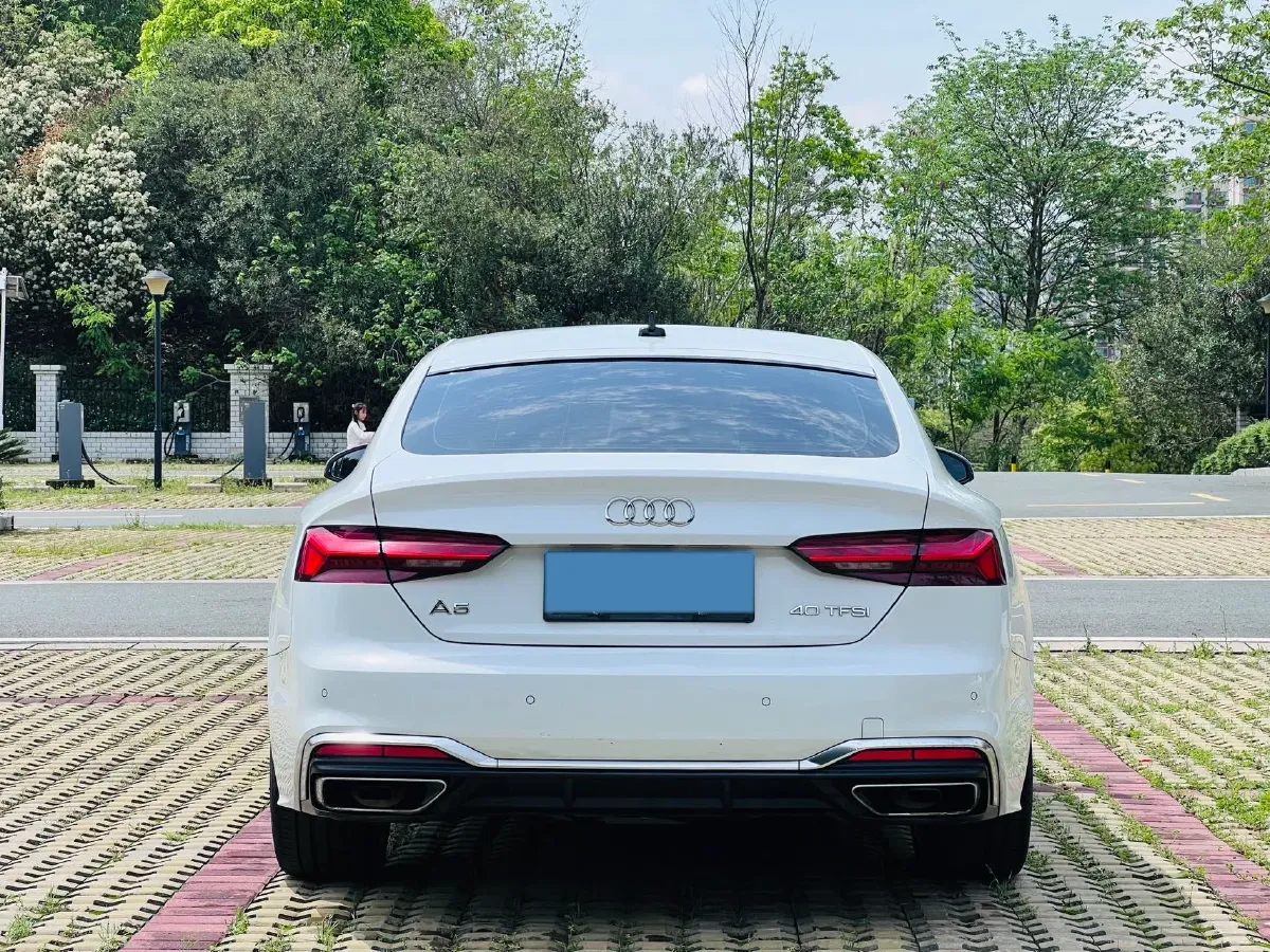 2021 Audi A5 2.0T 204HP L4 7DCT,autocango,china used car exporter,china ev exporter,chinese used car exporter,chinese used ev exporter