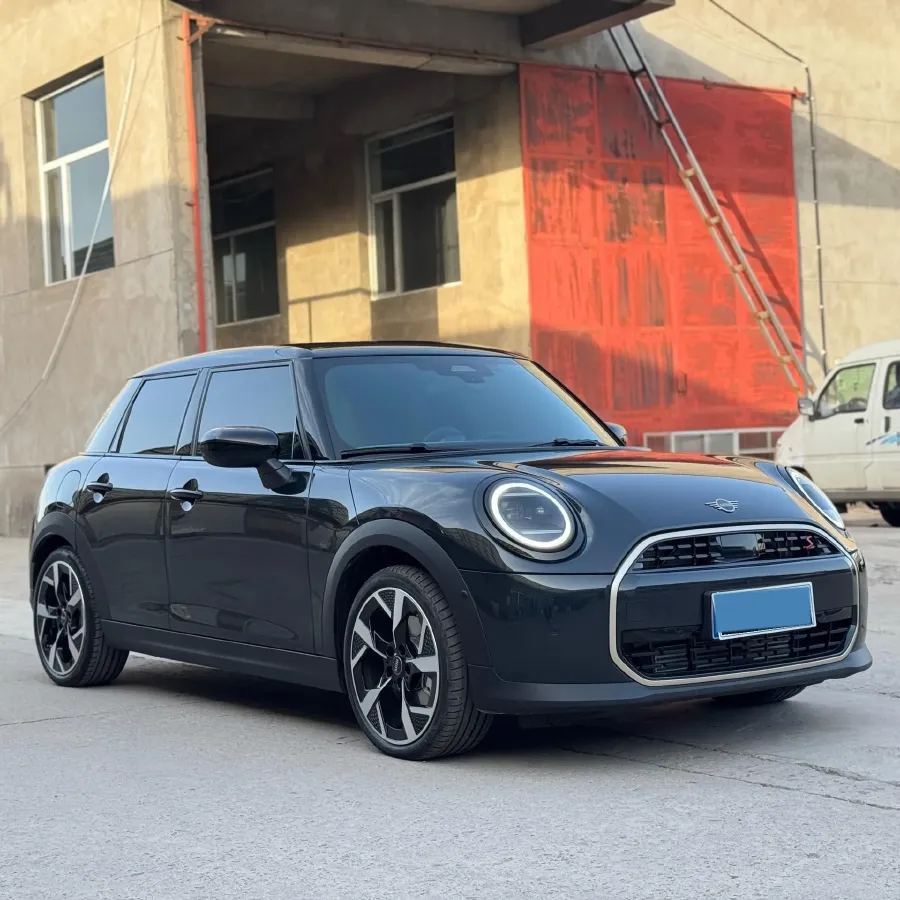 2025 MINI MINI 2.0T 204HP L4 7DCT,autocango,china used car exporter,china ev exporter,chinese used car exporter,chinese used ev exporter
