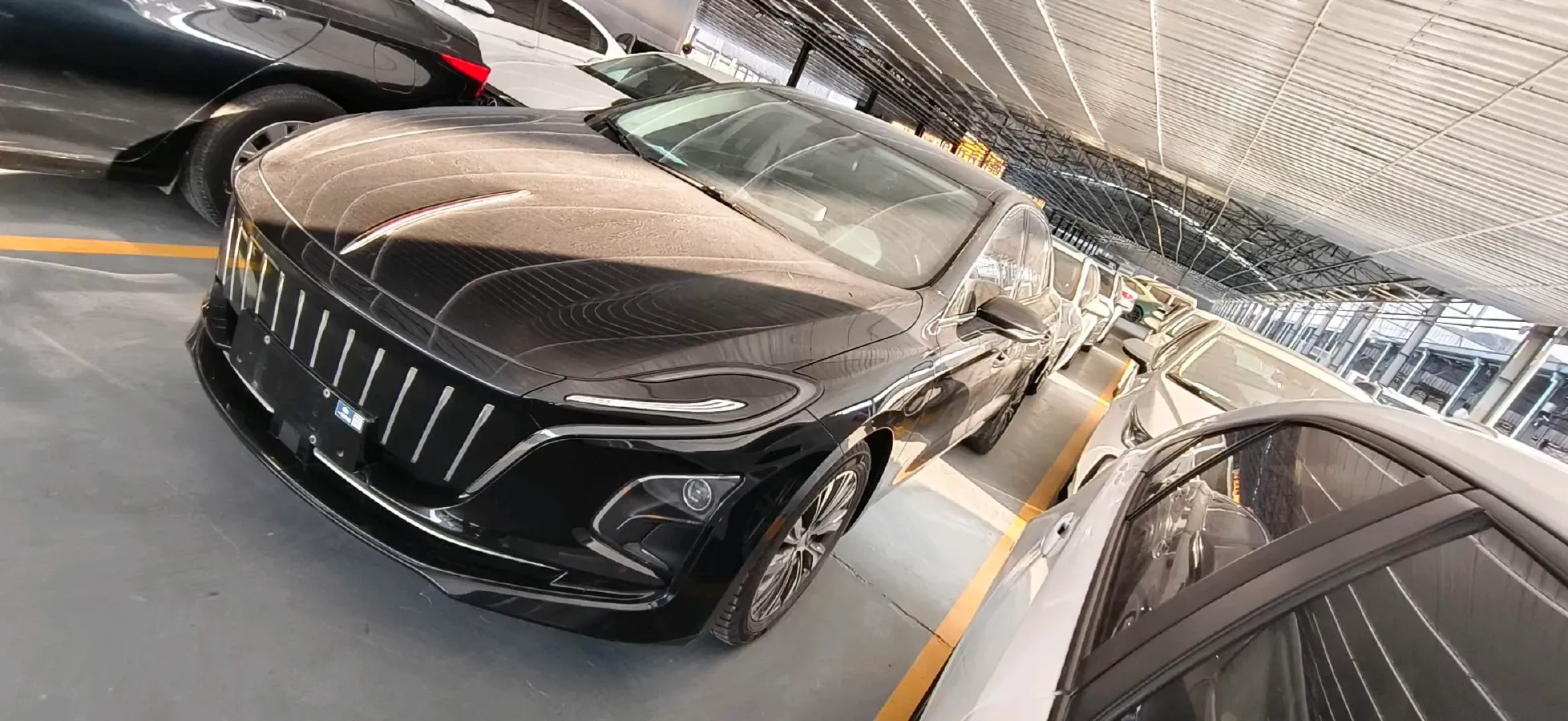 2021 HongQi E-QM5 BEV 54KWH,autocango,china used car exporter,china ev exporter,chinese used car exporter,chinese used ev exporter