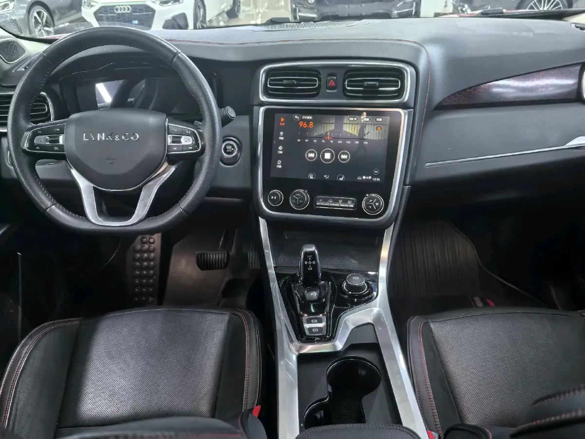 2017 Foton Sauvana 2.0T 218HP L4 6AT,autocango,china used car exporter,china ev exporter,chinese used car exporter,chinese used ev exporter