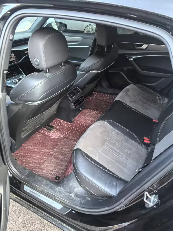 2020 Audi A6L 2.0T 224HP L4 7DCT,autocango,china used car exporter,china ev exporter,chinese used car exporter,chinese used ev exporter