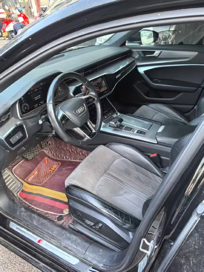 2020 Audi A6L 2.0T 224HP L4 7DCT,autocango,china used car exporter,china ev exporter,chinese used car exporter,chinese used ev exporter