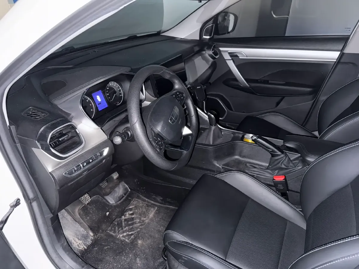 2025 Geely Coolray 1.5L 126HP L4 5MT,autocango,china used car exporter,china ev exporter,chinese used car exporter,chinese used ev exporter