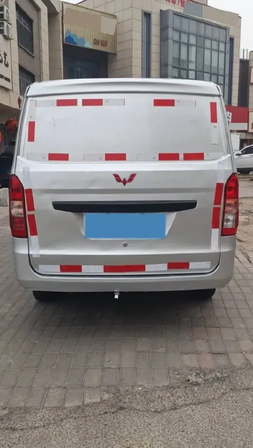 2019 WuLing RongGuang V 1.2L 82HP L4 5MT,autocango,china used car exporter,china ev exporter,chinese used car exporter,chinese used ev exporter