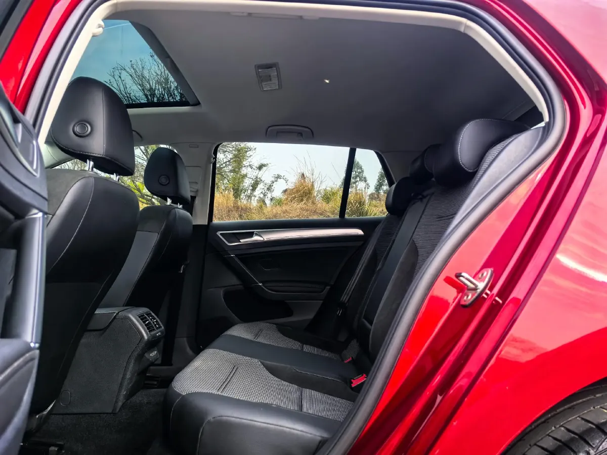 2020 Volkswagen Golf 1.4T 150HP L4 7DCT,autocango,china used car exporter,china ev exporter,chinese used car exporter,chinese used ev exporter