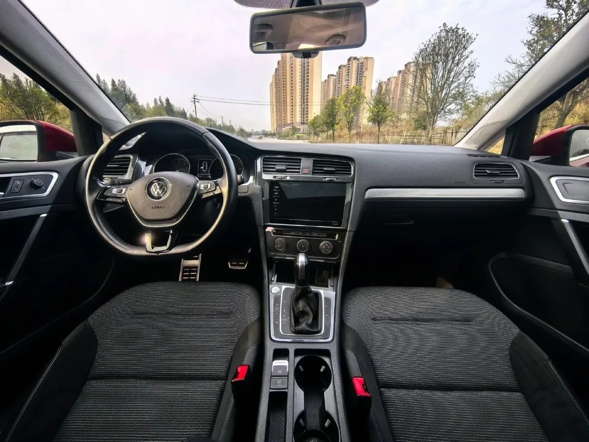 2020 Volkswagen Golf 1.4T 150HP L4 7DCT,autocango,china used car exporter,china ev exporter,chinese used car exporter,chinese used ev exporter