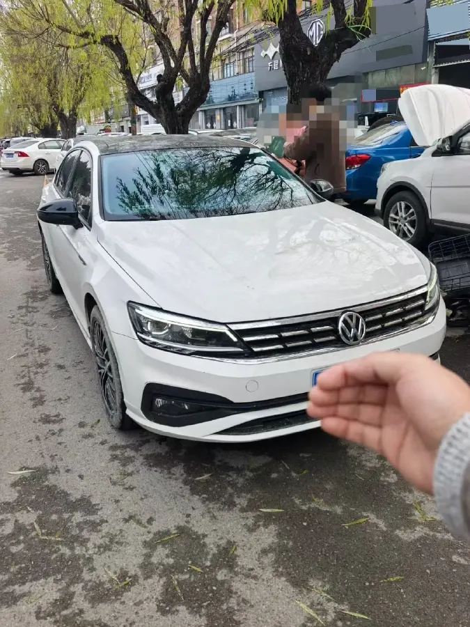 2019 Volkswagen T-Cross 1.4T 150HP L4 7DCT,autocango,china used car exporter,china ev exporter,chinese used car exporter,chinese used ev exporter