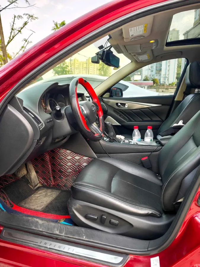 2018 Jeep Grand Commander 2.0T 265HP L4 9AT,autocango,china used car exporter,china ev exporter,chinese used car exporter,chinese used ev exporter