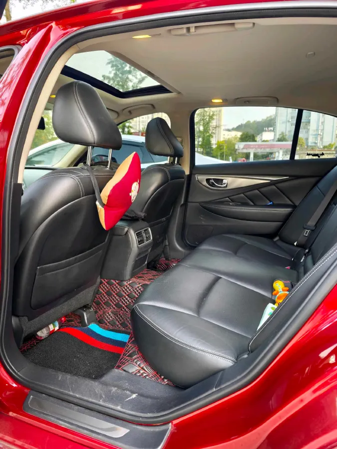 2018 Jeep Grand Commander 2.0T 265HP L4 9AT,autocango,china used car exporter,china ev exporter,chinese used car exporter,chinese used ev exporter