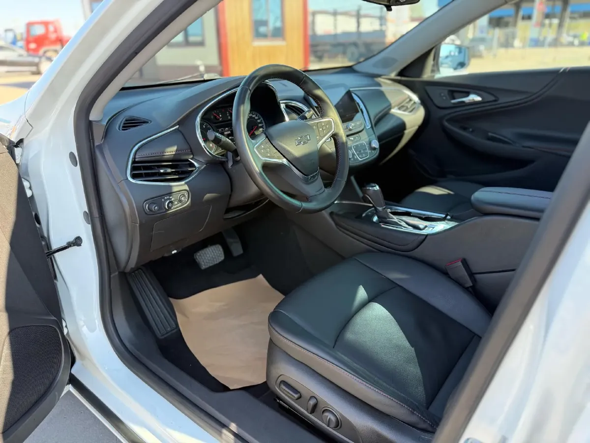 2019 Chevrolet Malibu XL 2.0T 241HP L4 9AT,autocango,china used car exporter,china ev exporter,chinese used car exporter,chinese used ev exporter