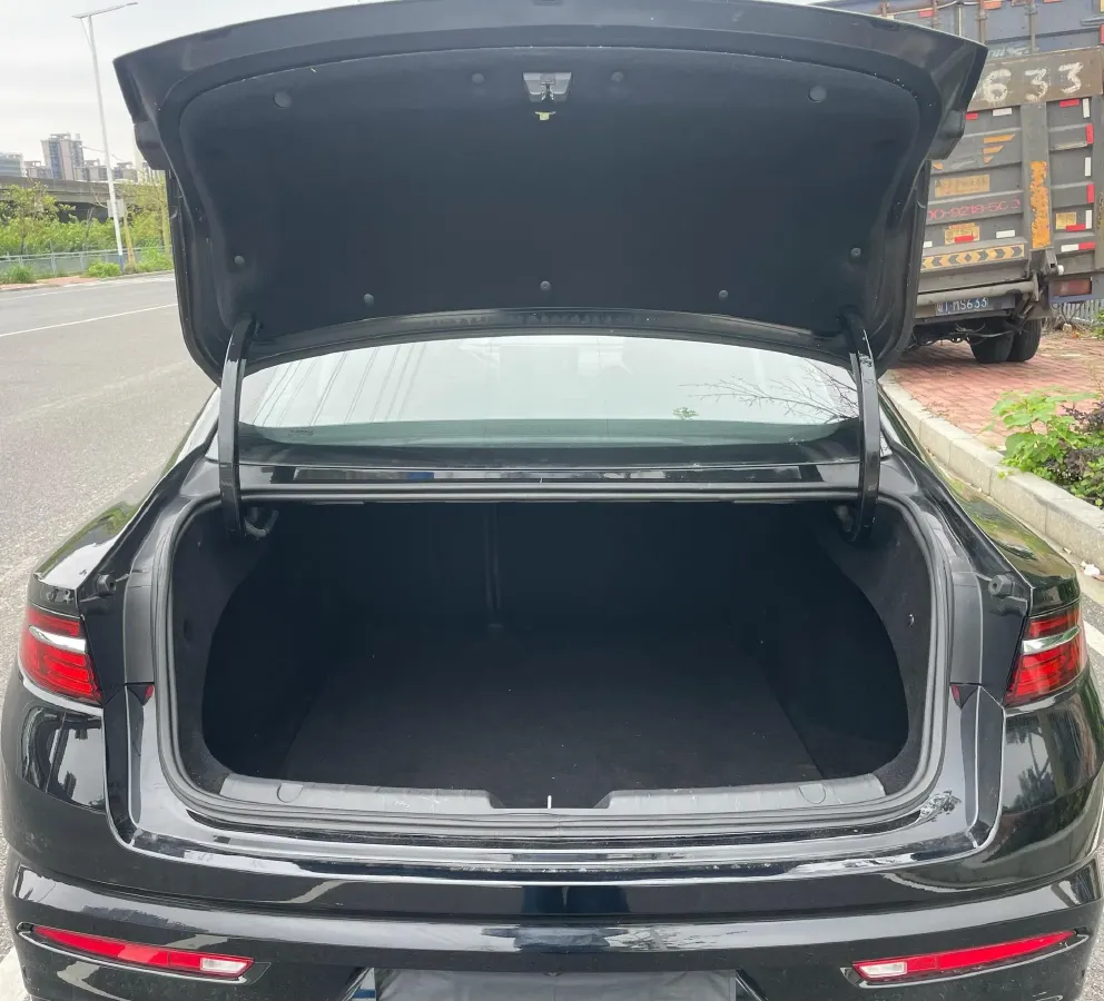 2020 Geely Binray 1.0T 133HP L3 6DCT,autocango,china used car exporter,china ev exporter,chinese used car exporter,chinese used ev exporter