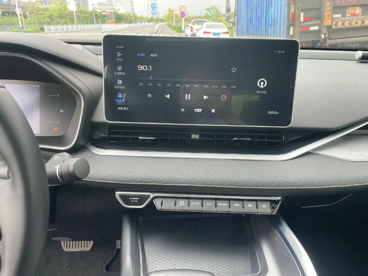 2020 Geely Binray 1.0T 133HP L3 6DCT,autocango,china used car exporter,china ev exporter,chinese used car exporter,chinese used ev exporter