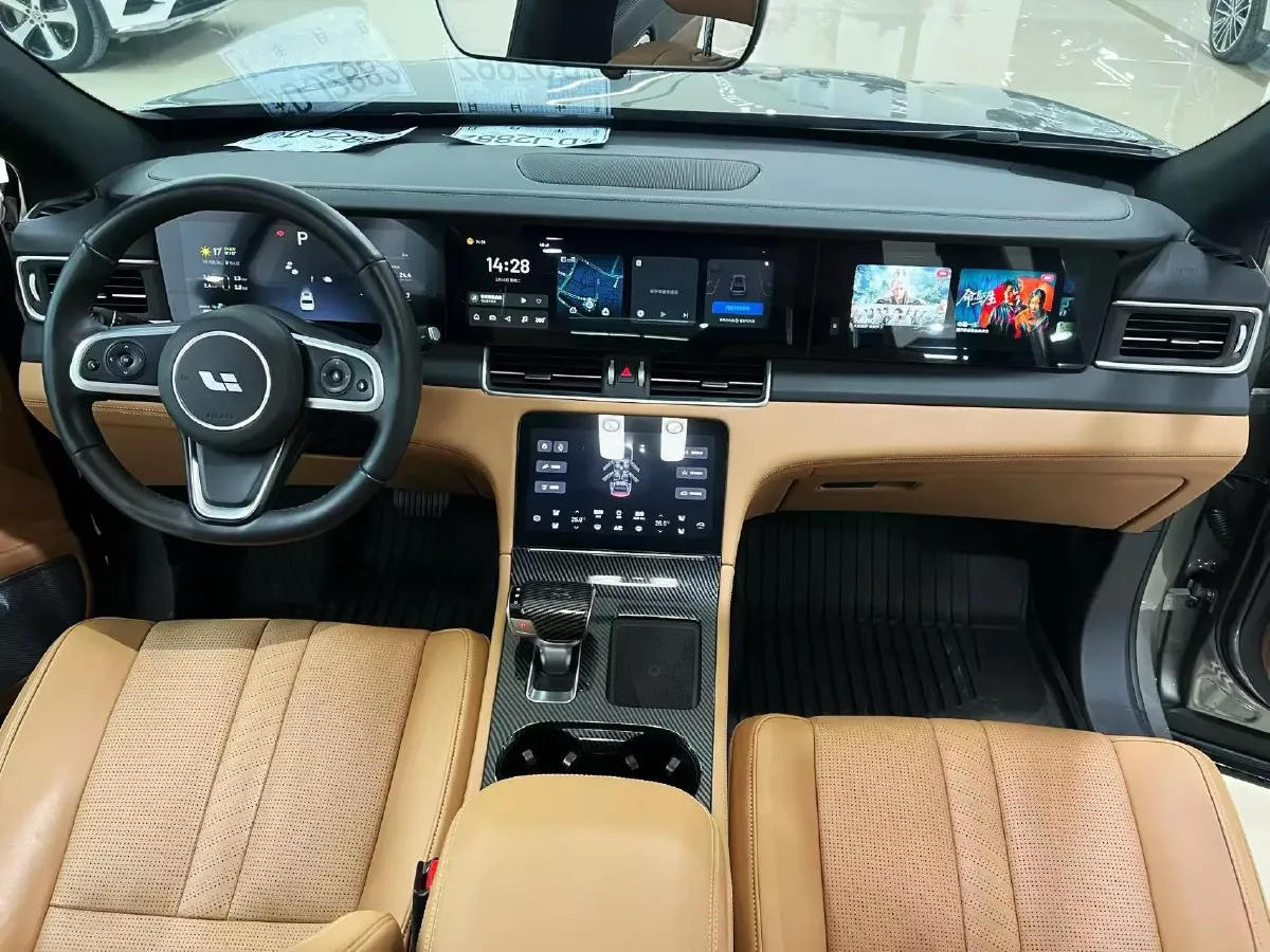 2020 Li ONE Range Extended 131HP REEV 40.5KWH,autocango,china used car exporter,china ev exporter,chinese used car exporter,chinese used ev exporter