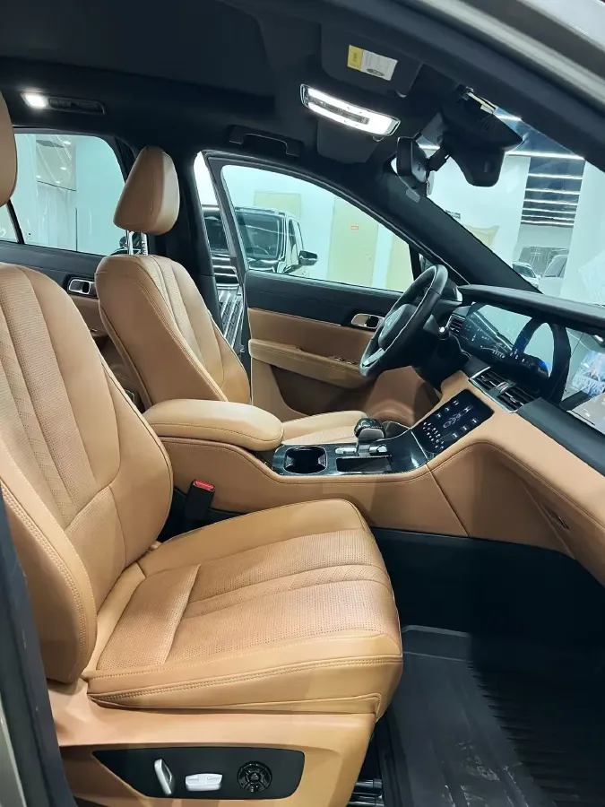 2020 Li ONE Range Extended 131HP REEV 40.5KWH,autocango,china used car exporter,china ev exporter,chinese used car exporter,chinese used ev exporter