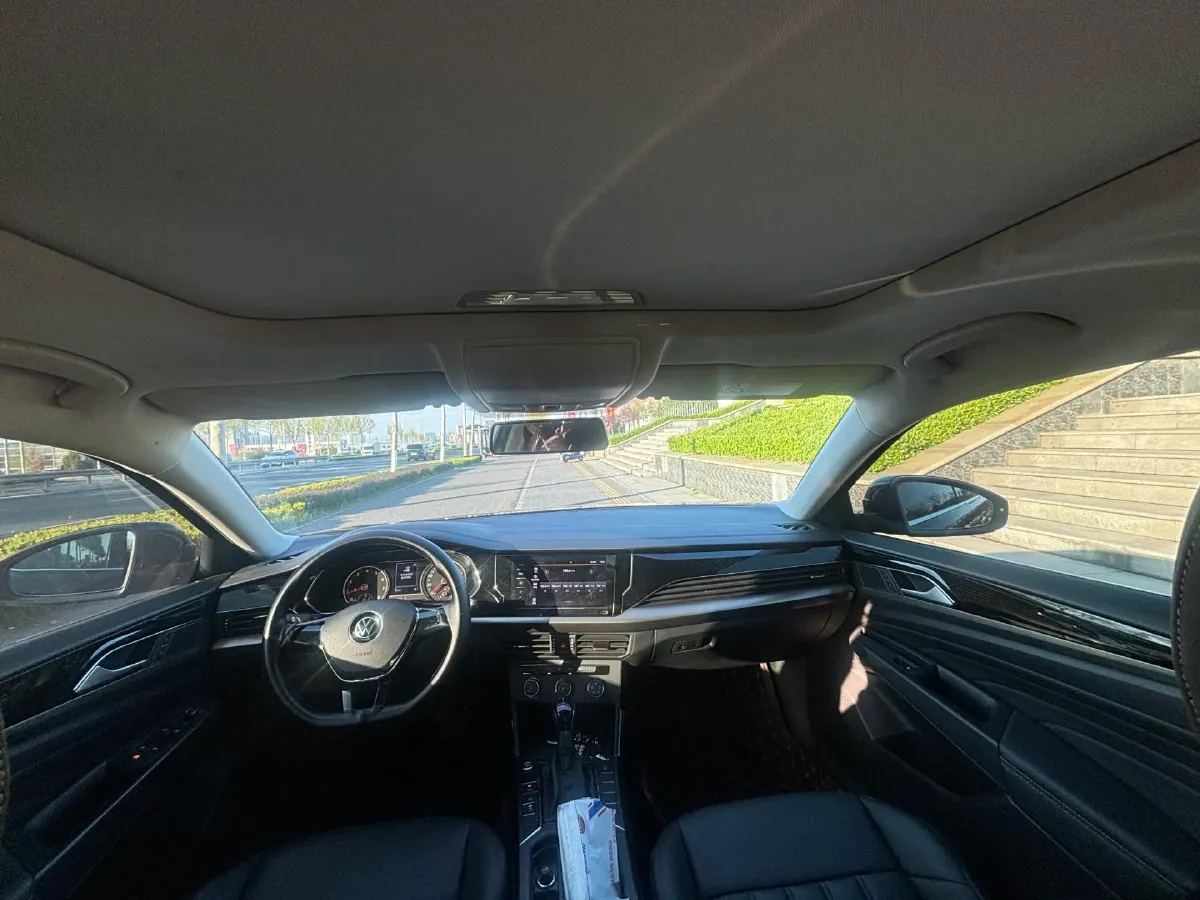 2020 Volkswagen Passat 1.4T 150HP L4 7DCT,autocango,china used car exporter,china ev exporter,chinese used car exporter,chinese used ev exporter