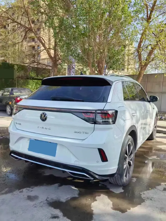 2023 Volkswagen T-Roc 1.5T 160HP L4 7DCT,autocango,china used car exporter,china ev exporter,chinese used car exporter,chinese used ev exporter
