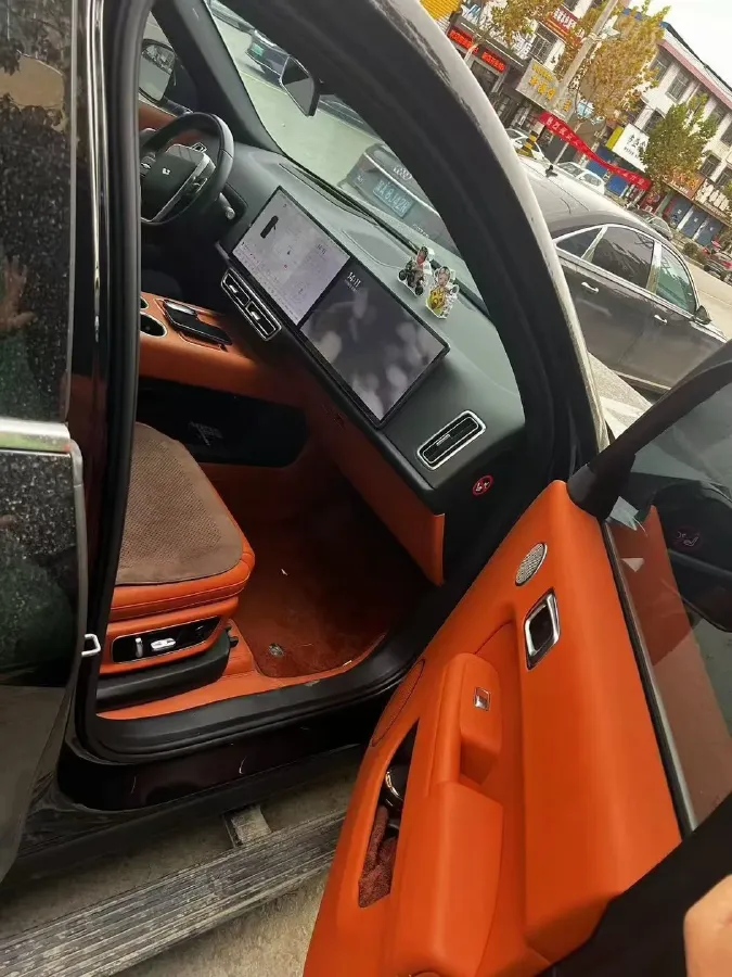 2023 Li L8 Range Extended 154HP REEV 40.9KWH,autocango,china used car exporter,china ev exporter,chinese used car exporter,chinese used ev exporter