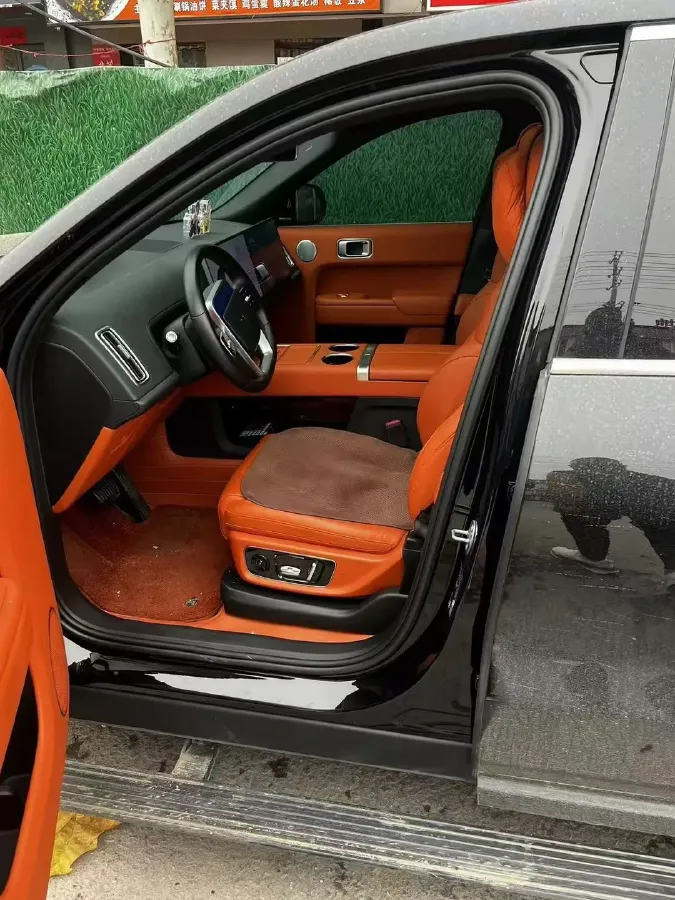 2023 Li L8 Range Extended 154HP REEV 40.9KWH,autocango,china used car exporter,china ev exporter,chinese used car exporter,chinese used ev exporter