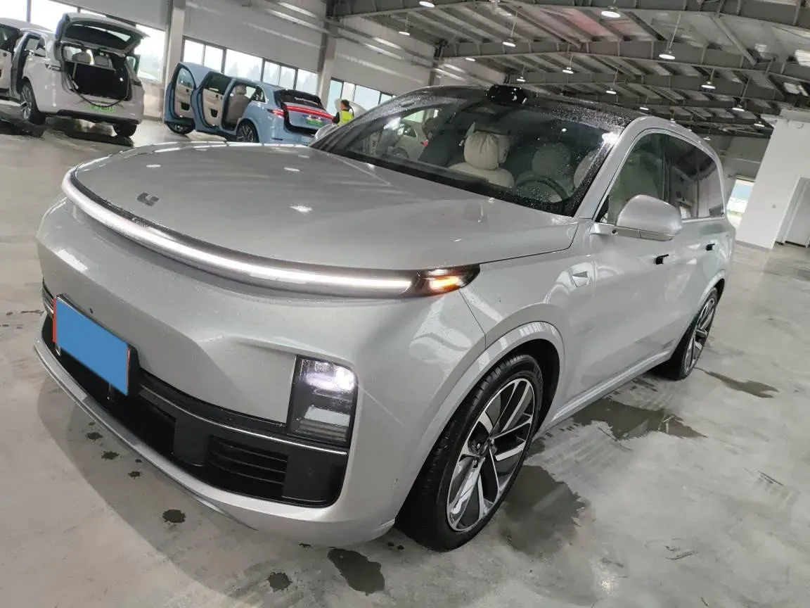 2024 Li L9 Range Extended 154HP REEV 52.3KWH,autocango,china used car exporter,china ev exporter,chinese used car exporter,chinese used ev exporter