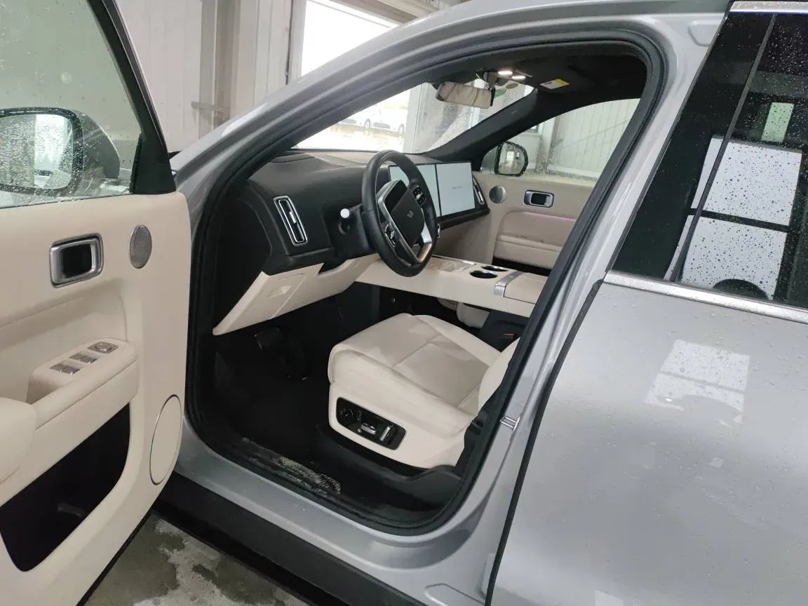 2024 Li L9 Range Extended 154HP REEV 52.3KWH,autocango,china used car exporter,china ev exporter,chinese used car exporter,chinese used ev exporter