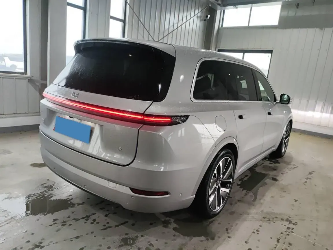 2024 Li L9 Range Extended 154HP REEV 52.3KWH,autocango,china used car exporter,china ev exporter,chinese used car exporter,chinese used ev exporter