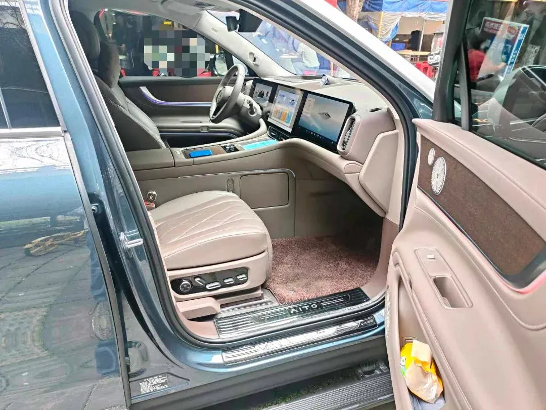 2024 AITO AITO M9 1.5T 152HP L4 REEV 42KWH,autocango,china used car exporter,china ev exporter,chinese used car exporter,chinese used ev exporter