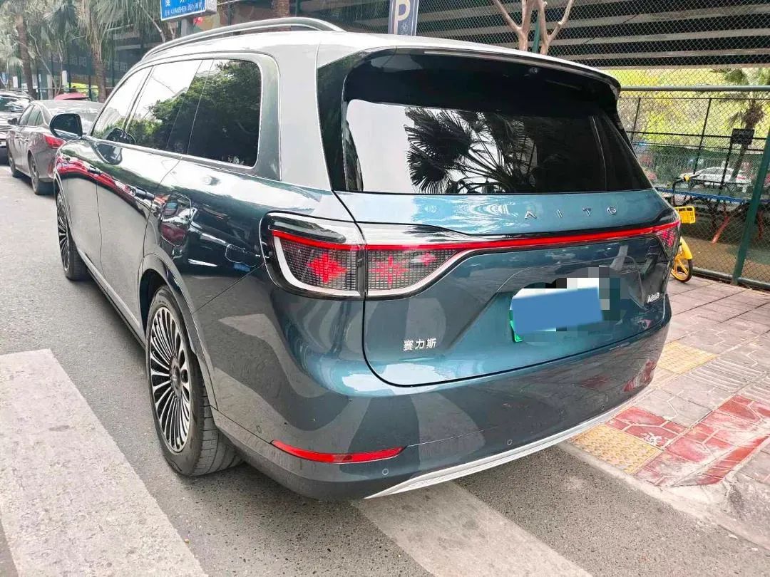 2024 AITO AITO M9 1.5T 152HP L4 REEV 42KWH,autocango,china used car exporter,china ev exporter,chinese used car exporter,chinese used ev exporter