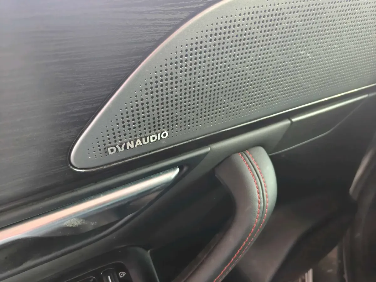 2020 DS 7 1.6T 215HP L4 8AT,autocango,china used car exporter,china ev exporter,chinese used car exporter,chinese used ev exporter