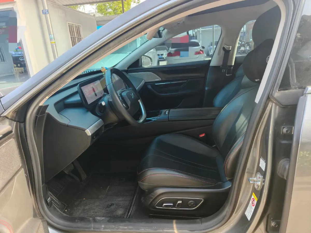 2020 DS 7 1.6T 215HP L4 8AT,autocango,china used car exporter,china ev exporter,chinese used car exporter,chinese used ev exporter