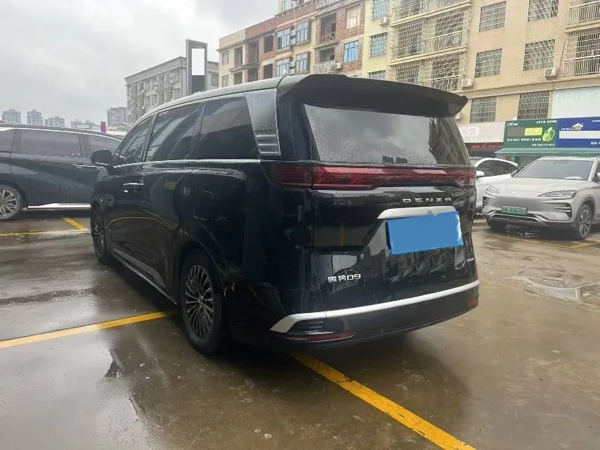 2024 Denza D9 1.5T 139HP L4 E-CVT PHEV 40KWH,autocango,china used car exporter,china ev exporter,chinese used car exporter,chinese used ev exporter