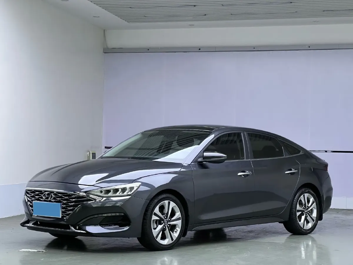 2019 Hyundai La Festa 1.6T 190HP L4 7DCT,autocango,china used car exporter,china ev exporter,chinese used car exporter,chinese used ev exporter