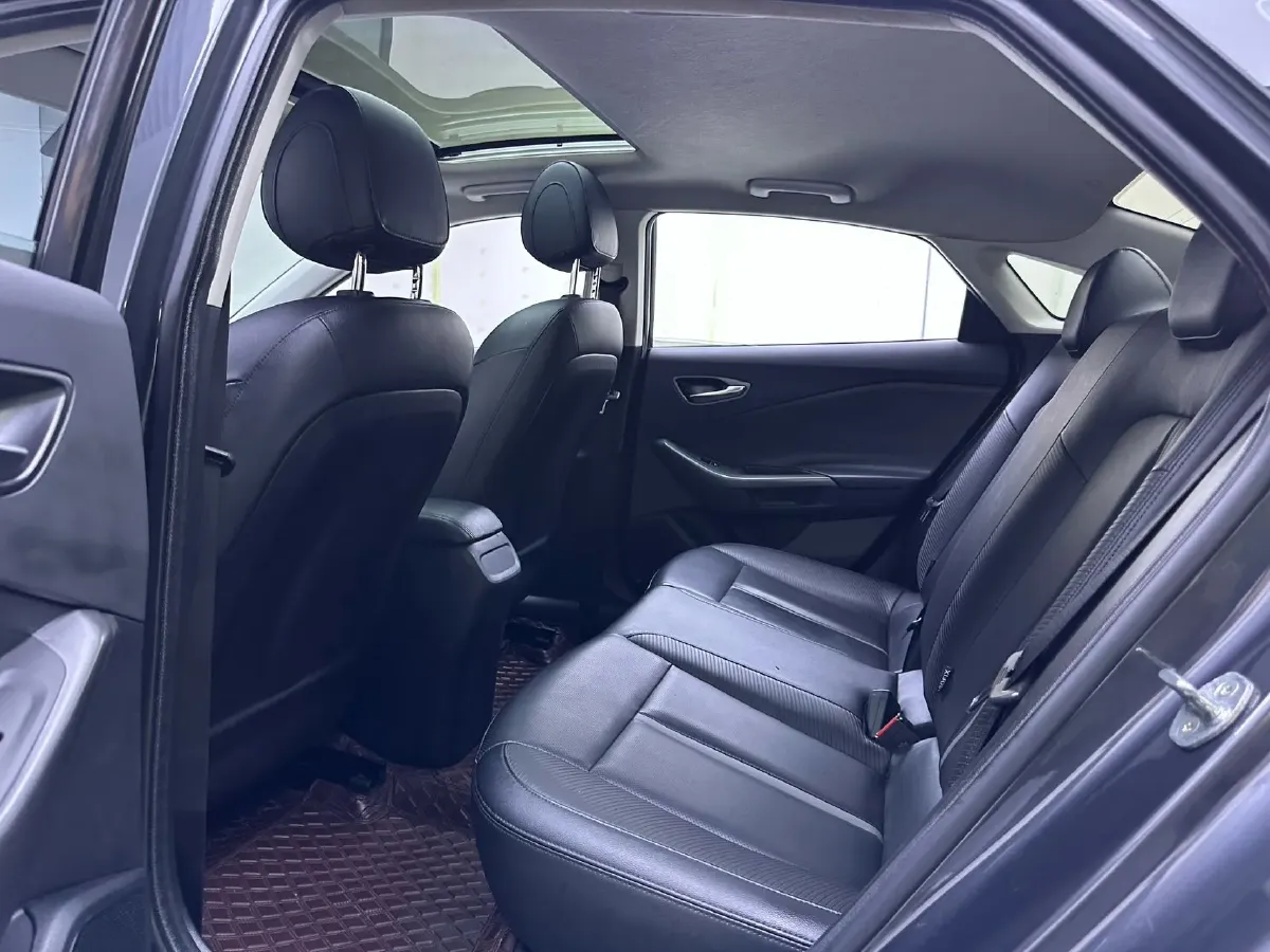 2019 Hyundai La Festa 1.6T 190HP L4 7DCT,autocango,china used car exporter,china ev exporter,chinese used car exporter,chinese used ev exporter