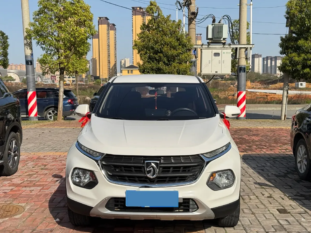 2019 WuLing HongGuang 1.5L 99HP L4 6MT,autocango,china used car exporter,china ev exporter,chinese used car exporter,chinese used ev exporter