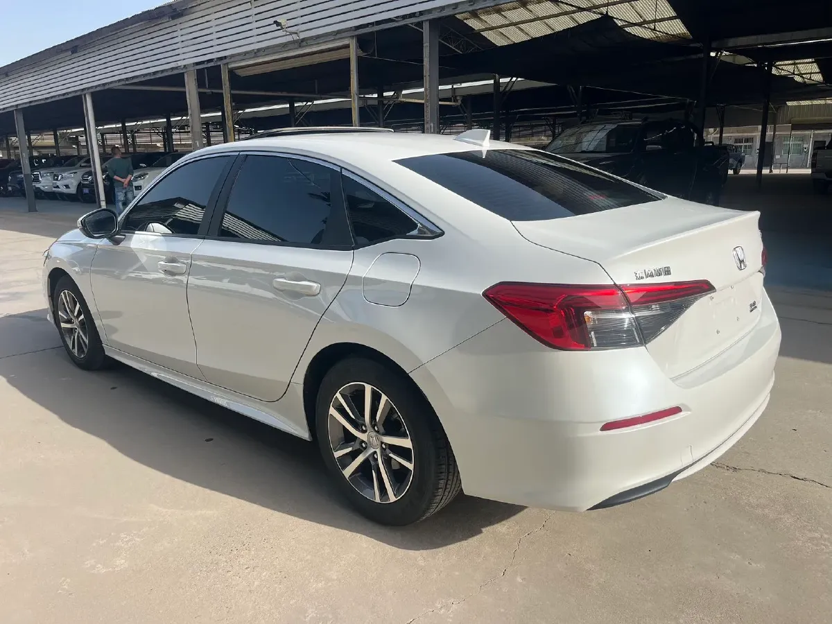 2023 Honda Civic 1.5T 182HP L4 CVT,autocango,china used car exporter,china ev exporter,chinese used car exporter,chinese used ev exporter