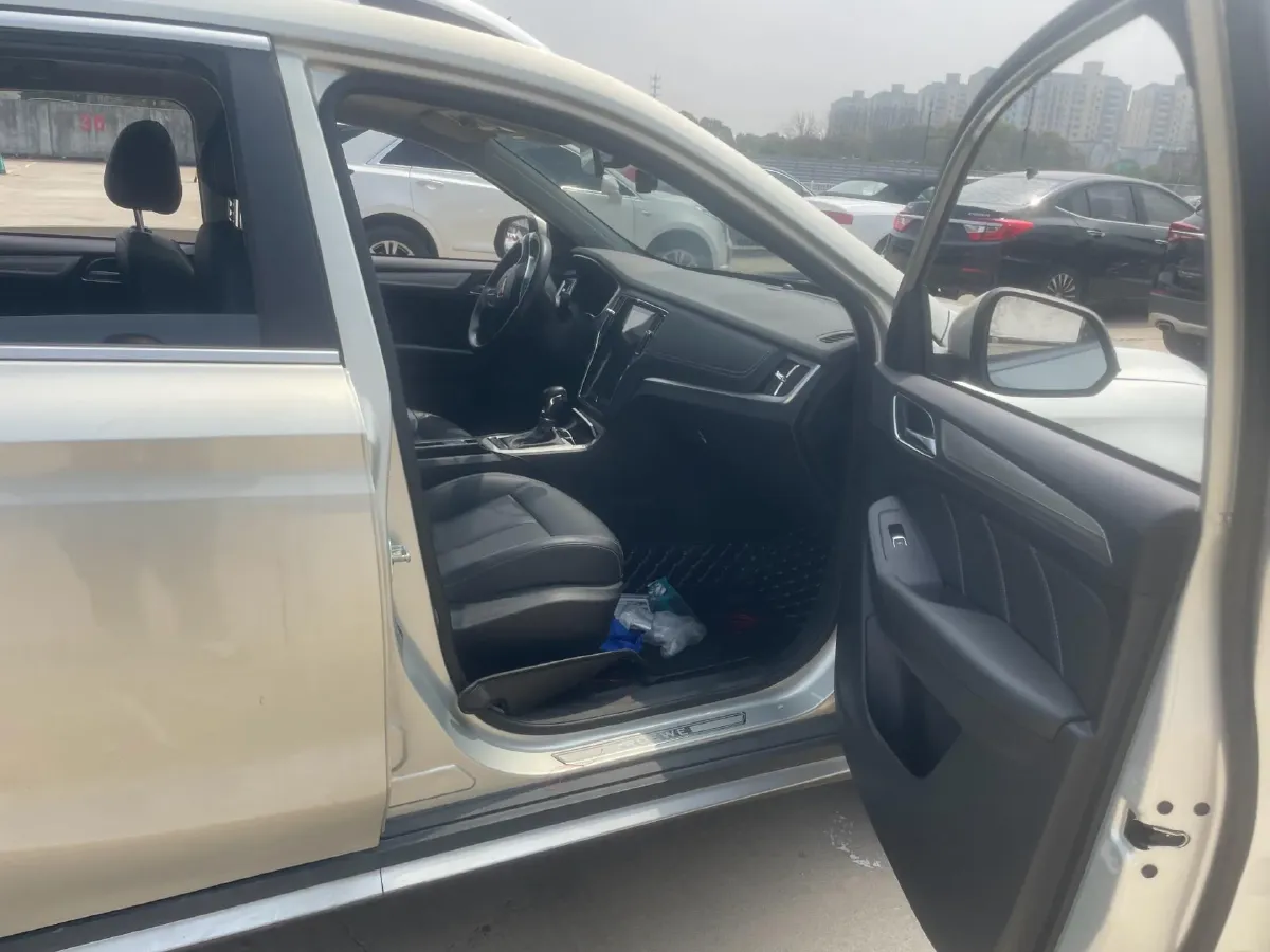 2019 Roewe RX5 1.5T 162HP L4 2AT PHEV 12KWH,autocango,china used car exporter,china ev exporter,chinese used car exporter,chinese used ev exporter