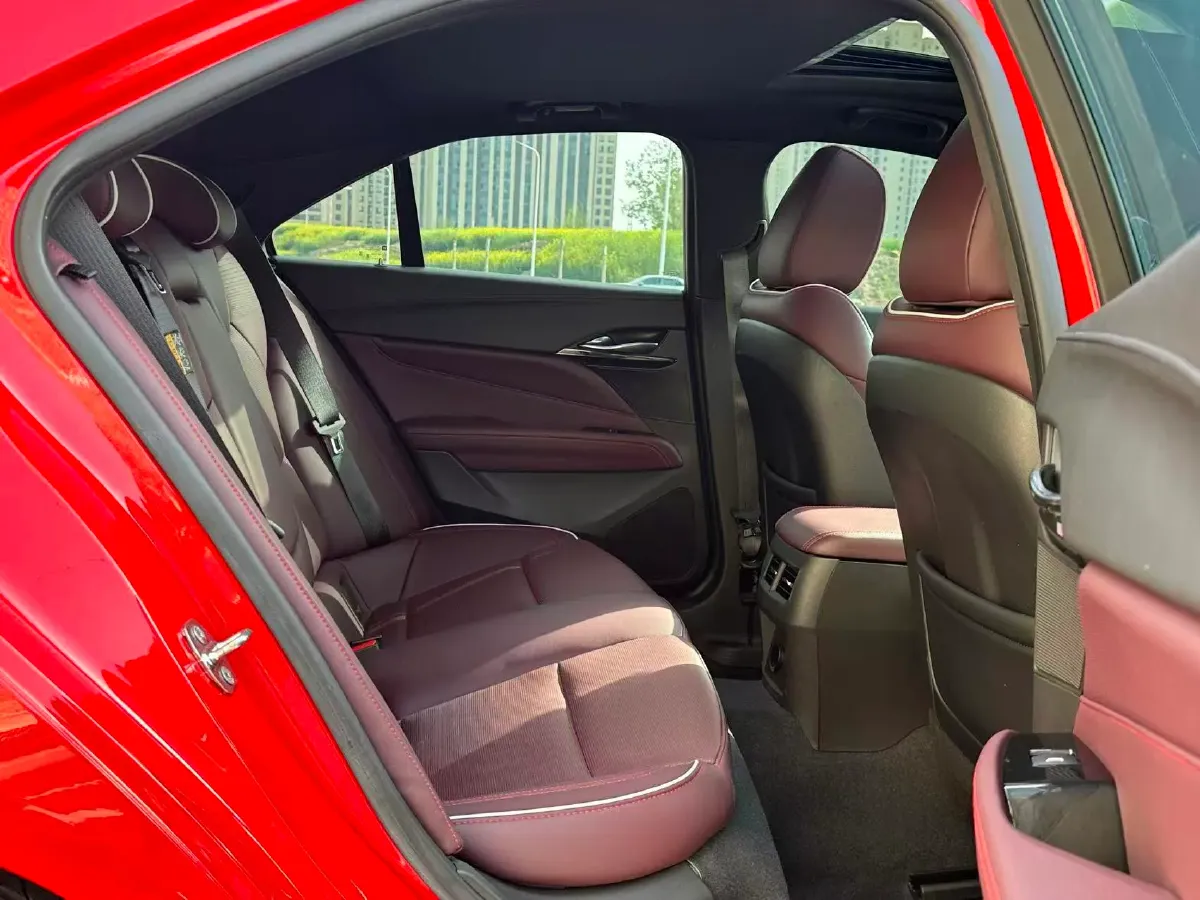 2023 Cadillac CT4 2.0T 237HP L4 8AT,autocango,china used car exporter,china ev exporter,chinese used car exporter,chinese used ev exporter