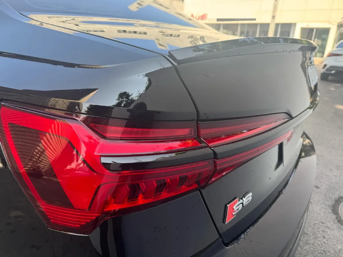 2024 Audi A6L 3.0T 340HP V6 7DCT,autocango,china used car exporter,china ev exporter,chinese used car exporter,chinese used ev exporter