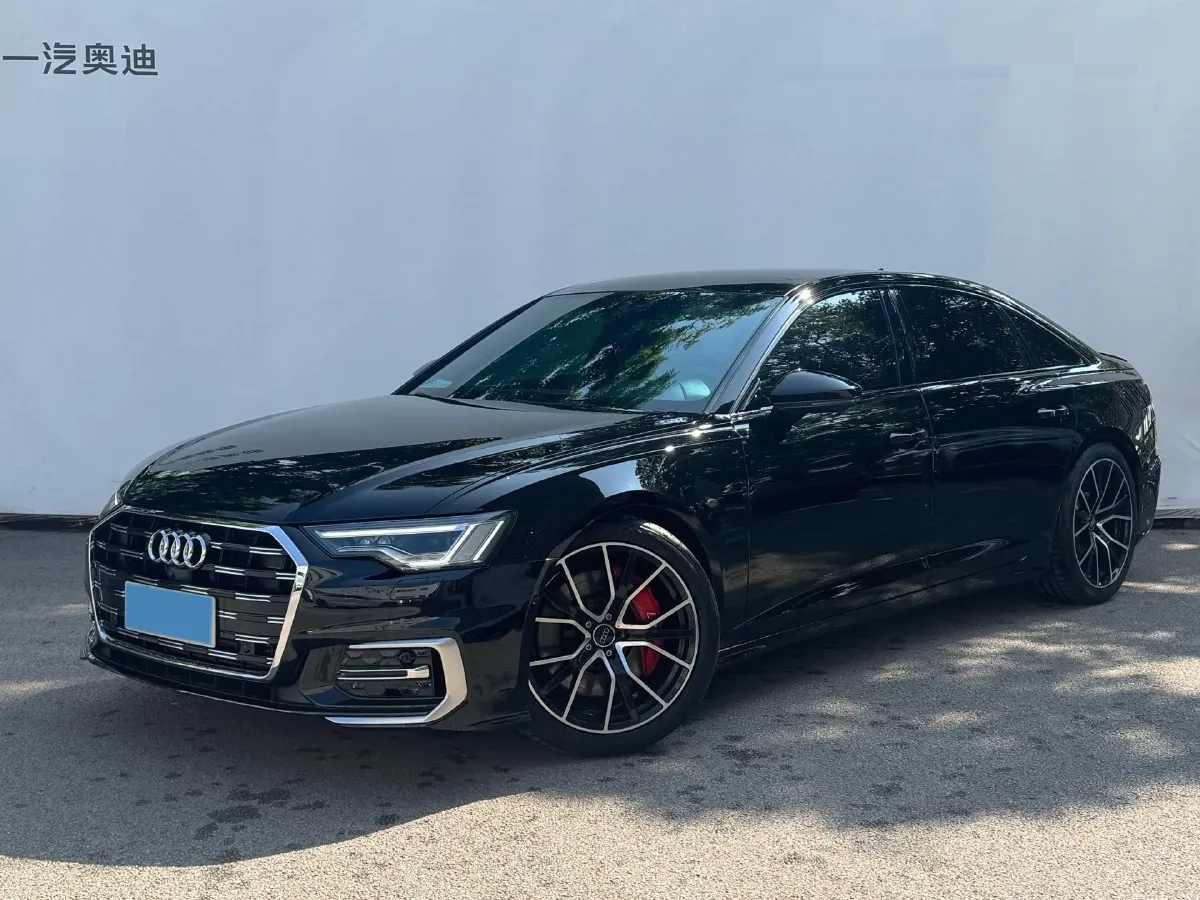 2024 Audi A6L 3.0T 340HP V6 7DCT,autocango,china used car exporter,china ev exporter,chinese used car exporter,chinese used ev exporter