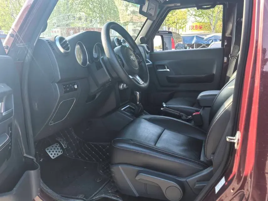 2017 Beijing BJ40 2.3T 250HP L4 6AT,autocango,china used car exporter,china ev exporter,chinese used car exporter,chinese used ev exporter