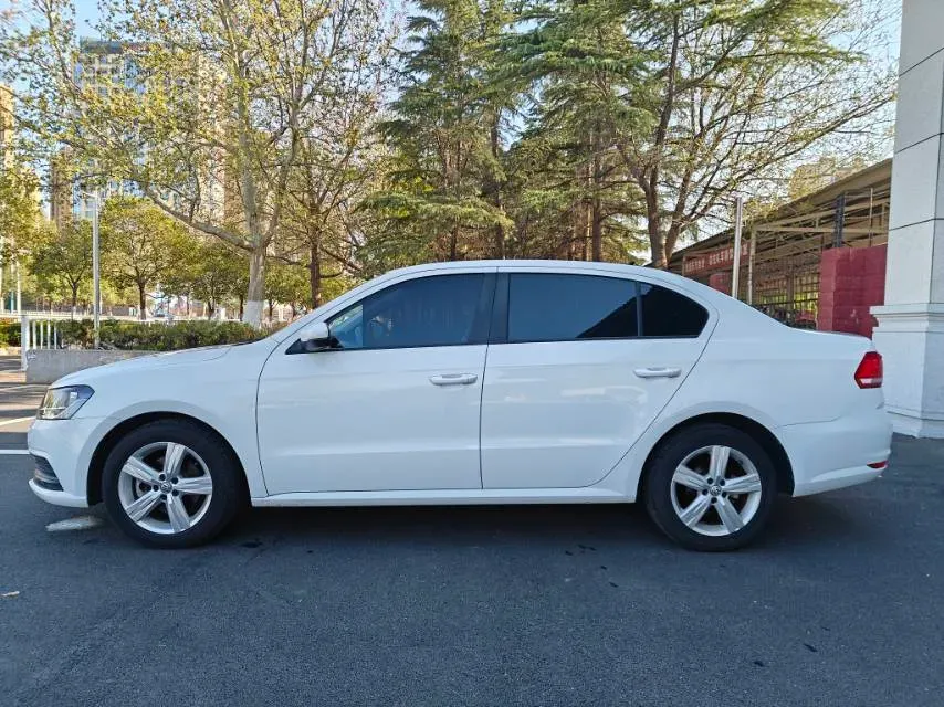 2017 Volkswagen Lavida 1.6L 110HP L4 6AT,autocango,china used car exporter,china ev exporter,chinese used car exporter,chinese used ev exporter