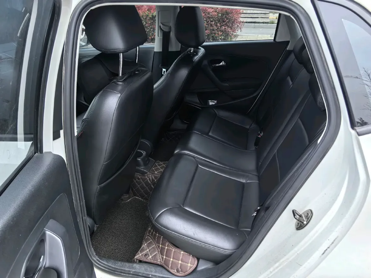 2016 Volkswagen Polo 1.6L 110HP L4 6AT,autocango,china used car exporter,china ev exporter,chinese used car exporter,chinese used ev exporter